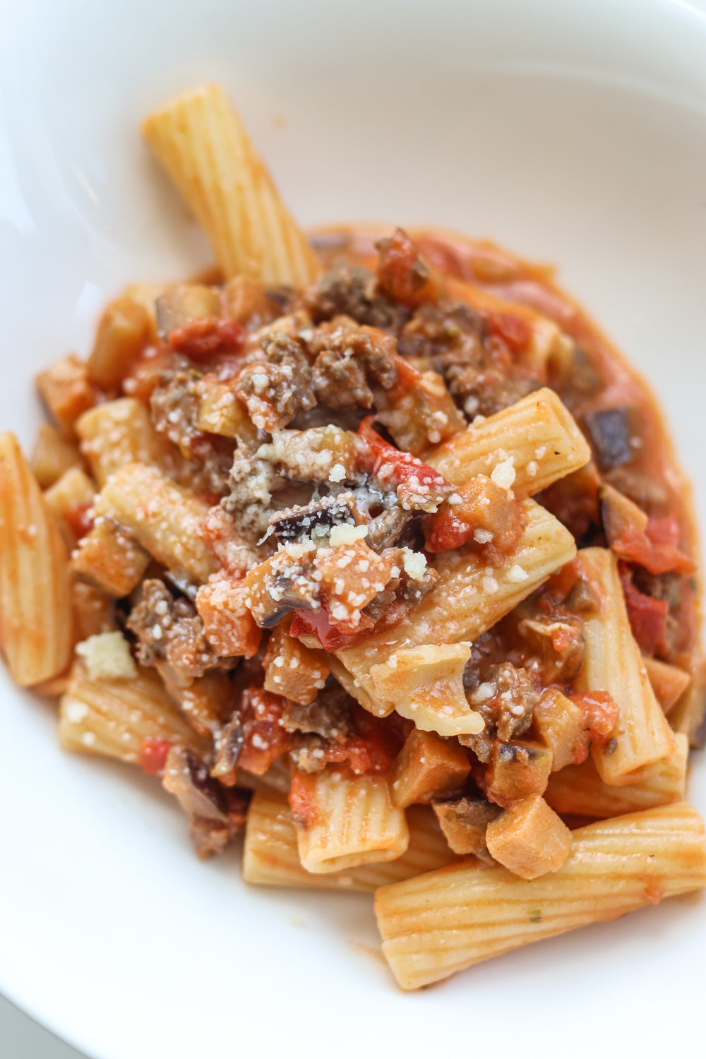 Pasta Aubergine mit Hackfleisch